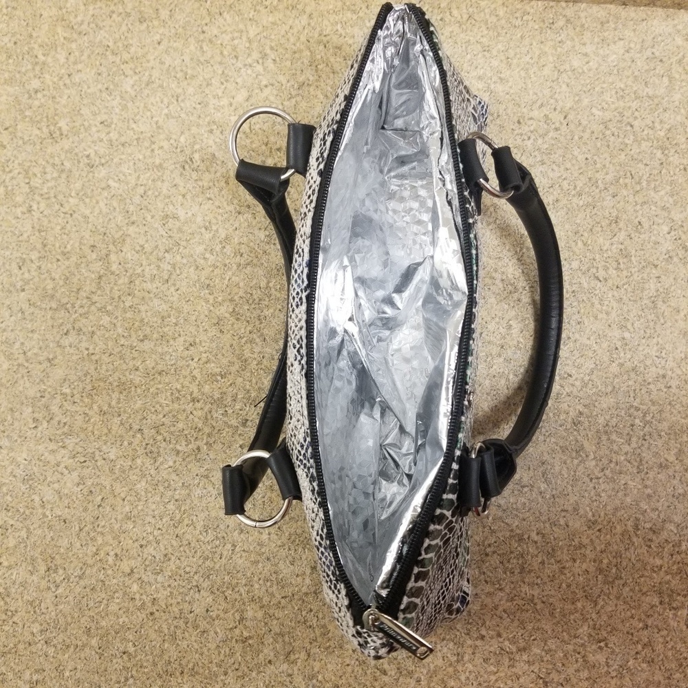 Primeware wine insulated clutch/lunch bag - Picture 4 of 8